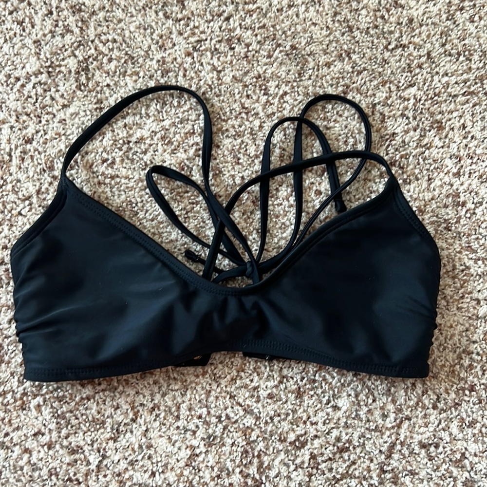 Solid black bikini top.